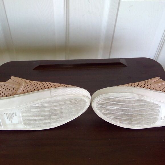 Steve Madden Pink Elouise Sneaker - Picture 4 of 7